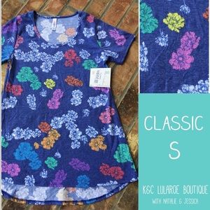 NEW LuLaRoe Classic T - Small